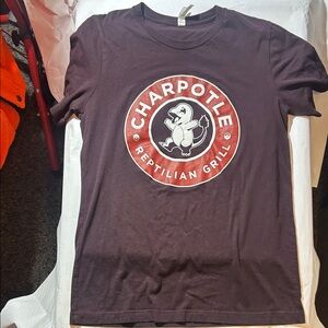 Pokémon - ‘Charpotle Reptilian Grill’ Maroon T-Shirt